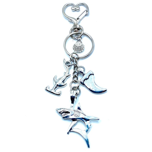 Shark Keychain Bag Charm - Picture 1 of 7